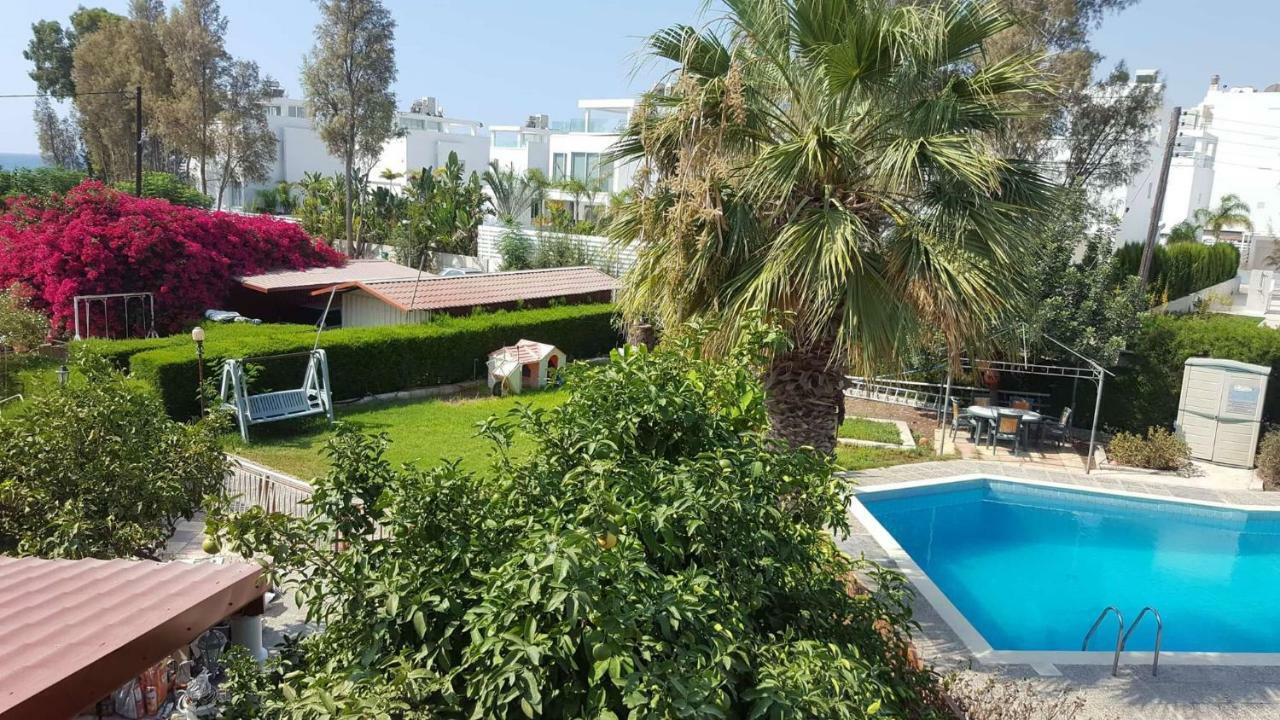 Moon-Light Studio Hotel Larnaca Esterno foto